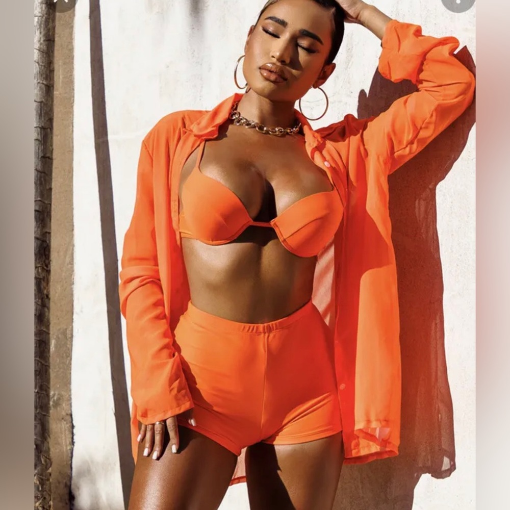 The matte collection Neon orange shorts bikini with swimsuit coverup